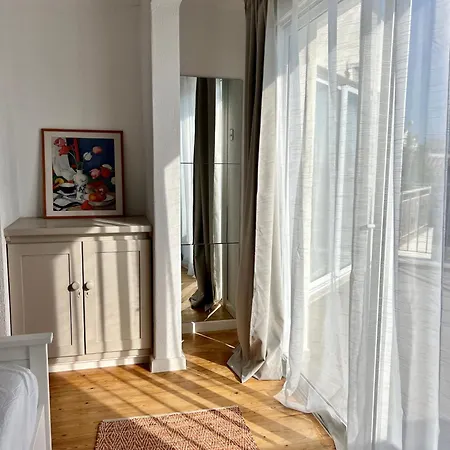 Cora & Living - 3 Bedroom House *