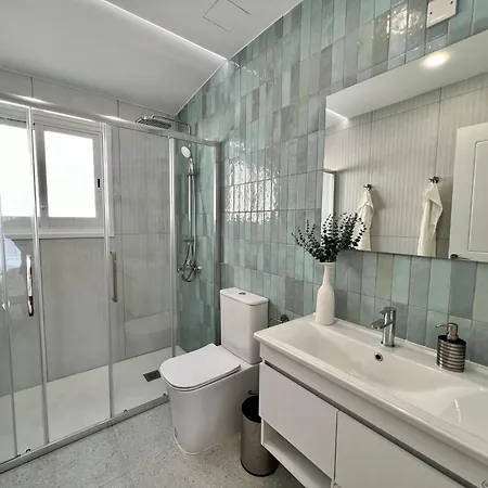 Cora & Living - 3 Bedroom House Ferienhaus *