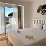 Cora & Living - 3 Bedroom House Holiday home