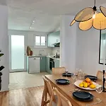 Cora & Living - 3 Bedroom House Holiday home