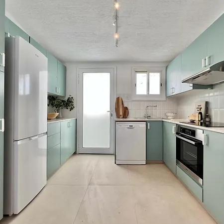 Cora & Living - 3 Bedroom House 度假居