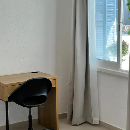 度假居 Cora & Living - 3 Bedroom House Klorakas