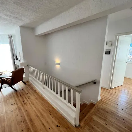 Cora & Living - 3 Bedroom House Сasa de vacaciones Klorakas