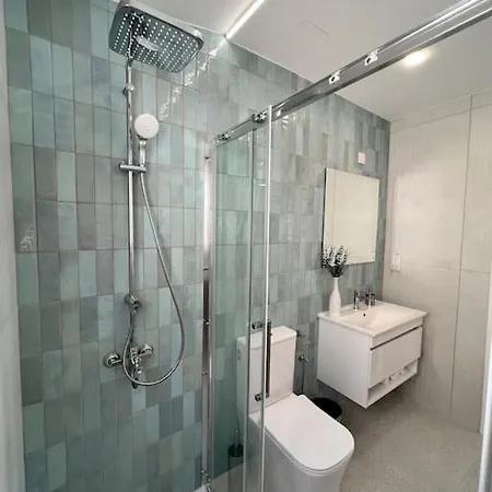 Cora & Living - 3 Bedroom House 度假居