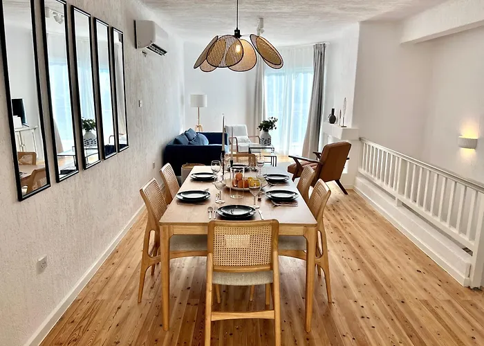 Cora & Living - 3 Bedroom House 펜션 *