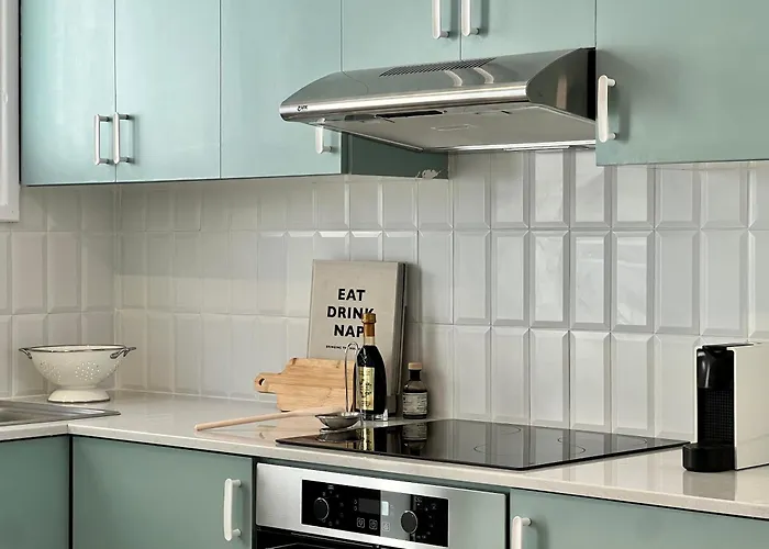 Cora & Living - 3 Bedroom House 펜션