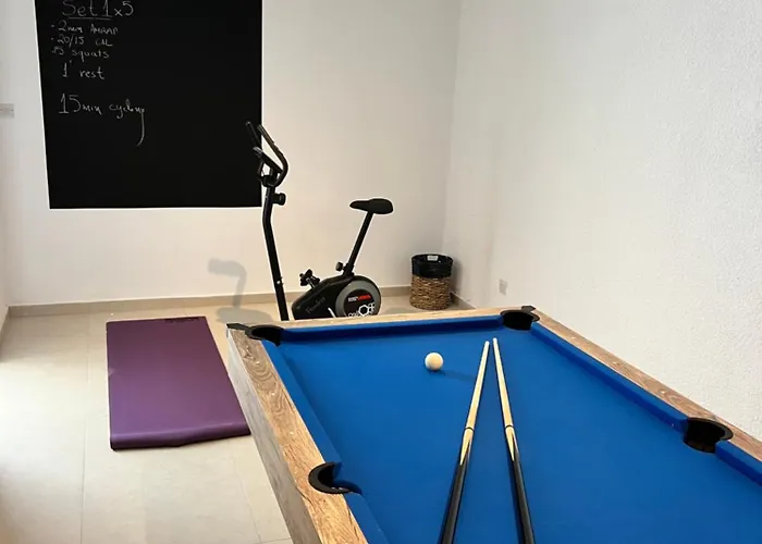 펜션 Cora & Living - 3 Bedroom House Klorakas