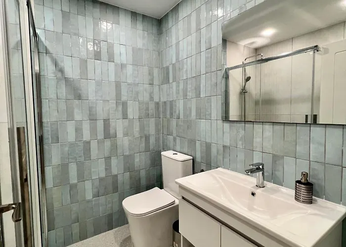 Cora & Living - 3 Bedroom House 펜션