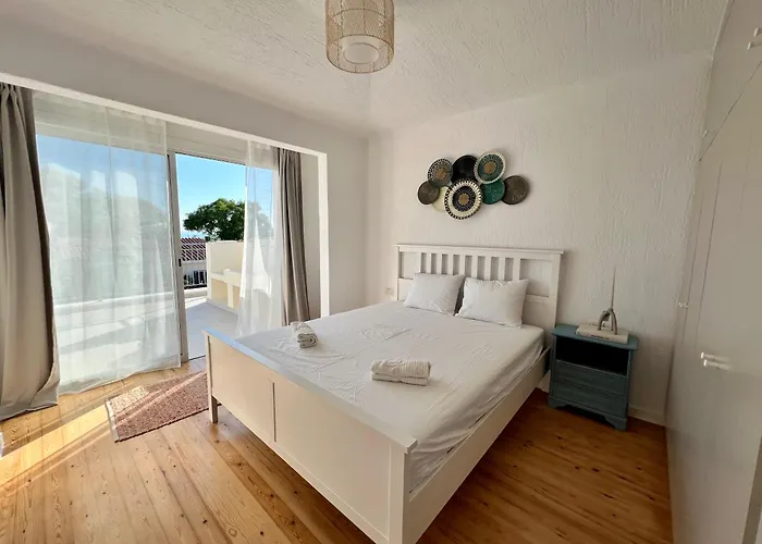 펜션 Cora & Living - 3 Bedroom House Klorakas